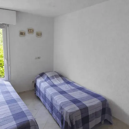 Διαμέρισμα T2 150m From The *