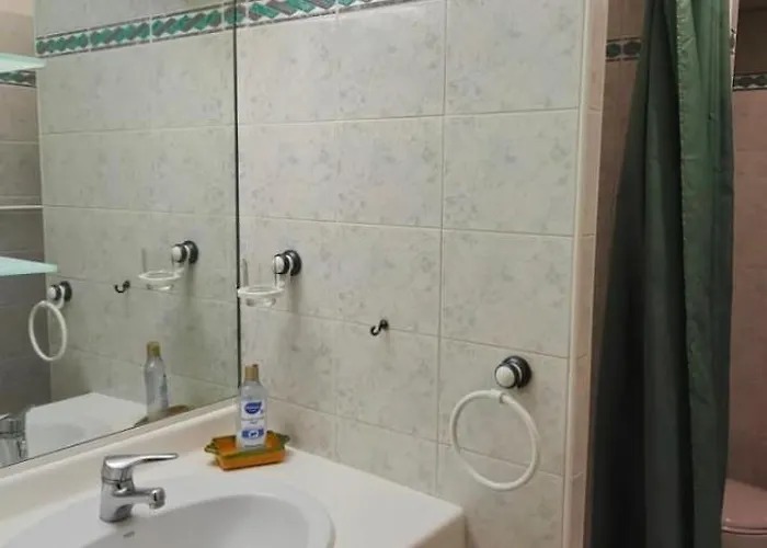 Apartment T2 150m From The Frejus